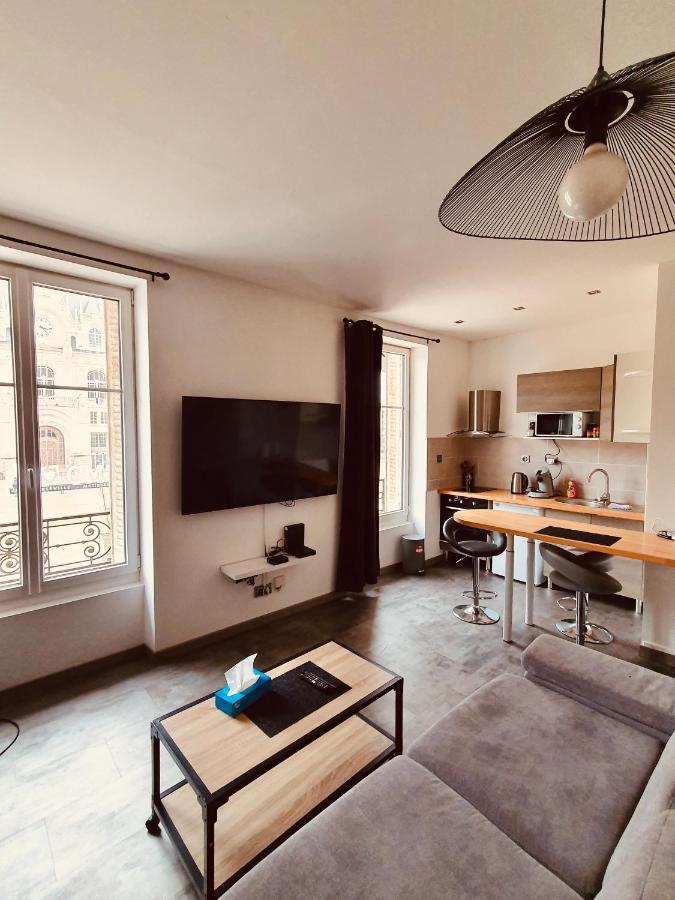 Studio De L'Hotel De Ville Charleville-Mézières Eksteriør bilde