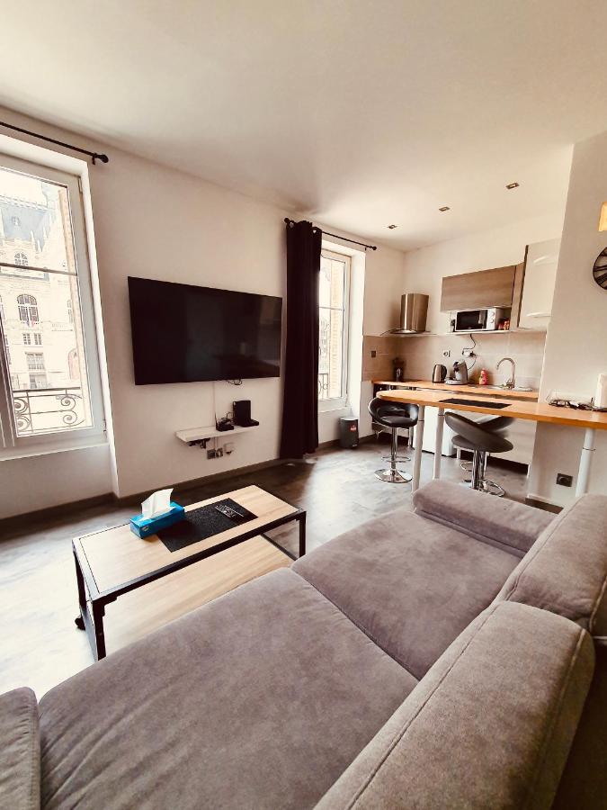 Studio De L'Hotel De Ville Charleville-Mézières Eksteriør bilde
